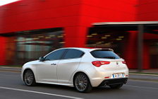 Cars wallpapers Alfa Romeo Giulietta - 2010