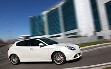 Cars wallpapers Alfa Romeo Giulietta - 2010