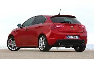 Cars wallpapers Alfa Romeo Giulietta Quadrifoglio Verde - 2014