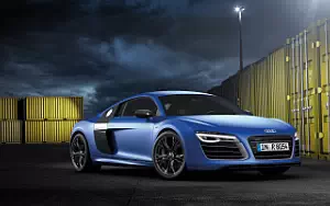 Cars wallpapers Audi R8 V10 plus - 2012