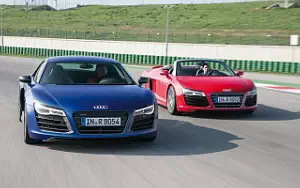 Cars wallpapers Audi R8 V10 plus - 2012