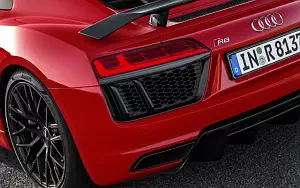 Cars wallpapers Audi R8 V10 plus - 2009