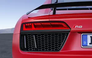 Cars wallpapers Audi R8 V10 plus - 2009