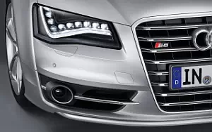 Cars wallpapers Audi S8 - 2011