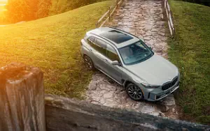 Cars wallpapers BMW X5 xDrive 40i Silver Anniversary Edition US-spec - 2024