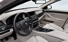 Cars wallpapers BMW 520d Touring - 2010