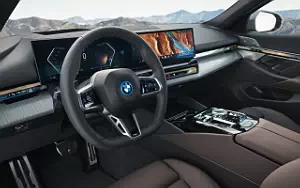 Cars wallpapers BMW i5 eDrive40 M Sport - 2023