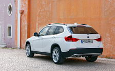 Cars wallpapers BMW X1 - 2009