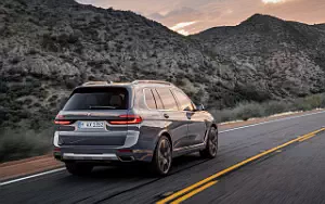 Cars wallpapers BMW X7 xDrive40i - 2022