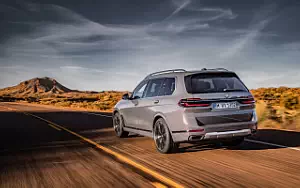 Cars wallpapers BMW X7 xDrive40i - 2022