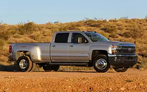 Cars wallpapers Chevrolet Silverado 3500 HD LTZ Crew Cab - 2014