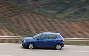 Cars wallpapers Dacia Sandero - 2012