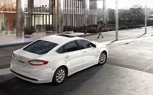 Cars wallpapers Ford Mondeo Hybrid Sedan - 2014