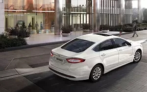 Cars wallpapers Ford Mondeo Hybrid Sedan - 2014