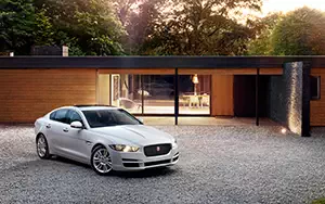 Cars wallpapers Jaguar XE Prestige UK-spec - 2015