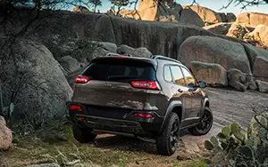 Cars wallpapers Jeep Cherokee Trailhawk - 2013