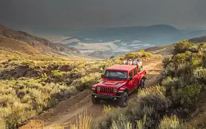 Cars wallpapers Jeep Gladiator Rubicon - 2019