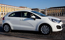 Cars wallpapers Kia Rio 5door White - 2011