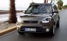 Cars wallpapers Kia Soul Green - 2011