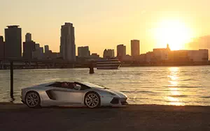 Cars wallpapers Lamborghini Aventador LP 700-4 Roadster - 2013