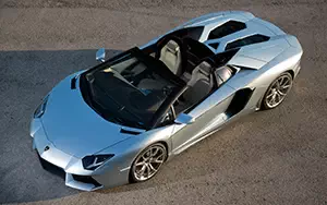 Cars wallpapers Lamborghini Aventador LP 700-4 Roadster - 2013