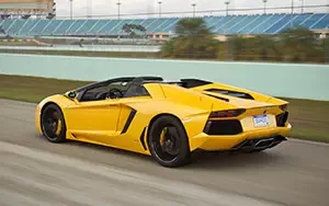 Cars wallpapers Lamborghini Aventador LP 700-4 Roadster - 2013