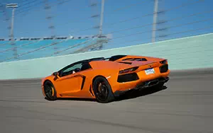 Cars wallpapers Lamborghini Aventador LP 700-4 Roadster - 2013