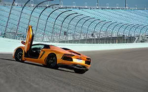 Cars wallpapers Lamborghini Aventador LP 700-4 Roadster - 2013