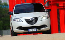 Cars wallpapers Lancia Ypsilon - 2011