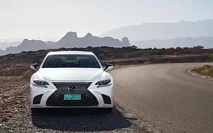 Cars wallpapers Lexus LS 500h AWD (Sonic White) - 2017