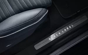 Cars wallpapers Lincoln Navigator Black Label - 2017