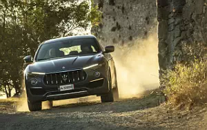 Cars wallpapers Maserati Levante GT Hybrid (Azzurro Astro) - 2021