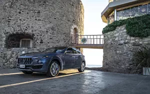 Cars wallpapers Maserati Levante GT Hybrid (Azzurro Astro) - 2021