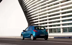 Cars wallpapers Mazda 2 5door - 2010