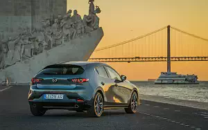 Cars wallpapers Mazda 3 Hatchback (Polymetal Grey Metallic) - 2019