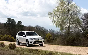 Cars wallpapers Mercedes-Benz GL350 BlueTEC AMG Sports Package UK-spec - 2013