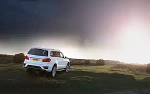 Cars wallpapers Mercedes-Benz GL350 BlueTEC AMG Sports Package UK-spec - 2013