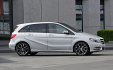 Cars wallpapers Mercedes-Benz B200 CDI - 2011