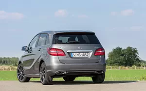 Cars wallpapers Mercedes-Benz B220 CDI 4MATIC Urban Line - 2014