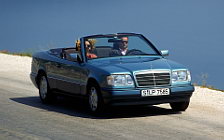 Cars wallpapers Mercedes-Benz E220 Cabriolet A124 - 1992-1997