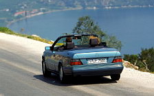 Cars wallpapers Mercedes-Benz E220 Cabriolet A124 - 1992-1997