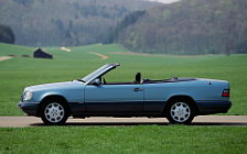 Cars wallpapers Mercedes-Benz E220 Cabriolet A124 - 1992-1997