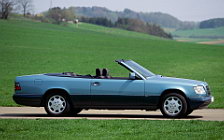 Cars wallpapers Mercedes-Benz E220 Cabriolet A124 - 1992-1997