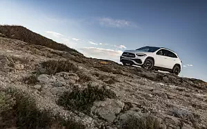 Cars wallpapers Mercedes-Benz GLA 250 4MATIC AMG Line - 2020