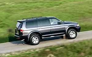 Cars wallpapers Mitsubishi Pajero Sport 3.0 V6 AT - 2005