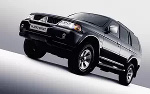 Cars wallpapers Mitsubishi Pajero Sport 3.0 V6 MT - 2005