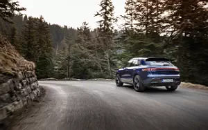 Cars wallpapers Porsche Macan T (Gentian Blue Metallic) - 2022