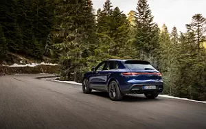 Cars wallpapers Porsche Macan T (Gentian Blue Metallic) - 2022