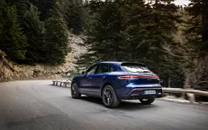 Cars wallpapers Porsche Macan T (Gentian Blue Metallic) - 2022