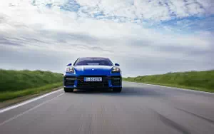 Cars wallpapers Porsche Panamera 4S E-Hybrid (Lugano Blue) - 2024